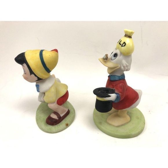 Vintage 1987/88 Disney Collection Pinocchio/Scrooge Porcelain Figurine‎ 3" Cake - Picture 2 of 8